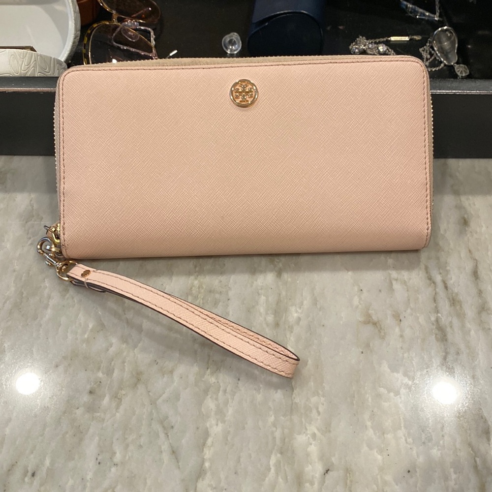 Tory Burch, wristlet, wallet